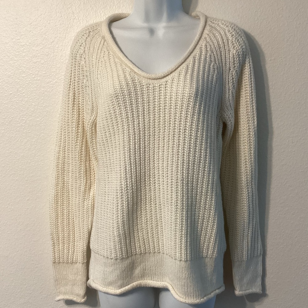 Gap Cream Sweater NWT